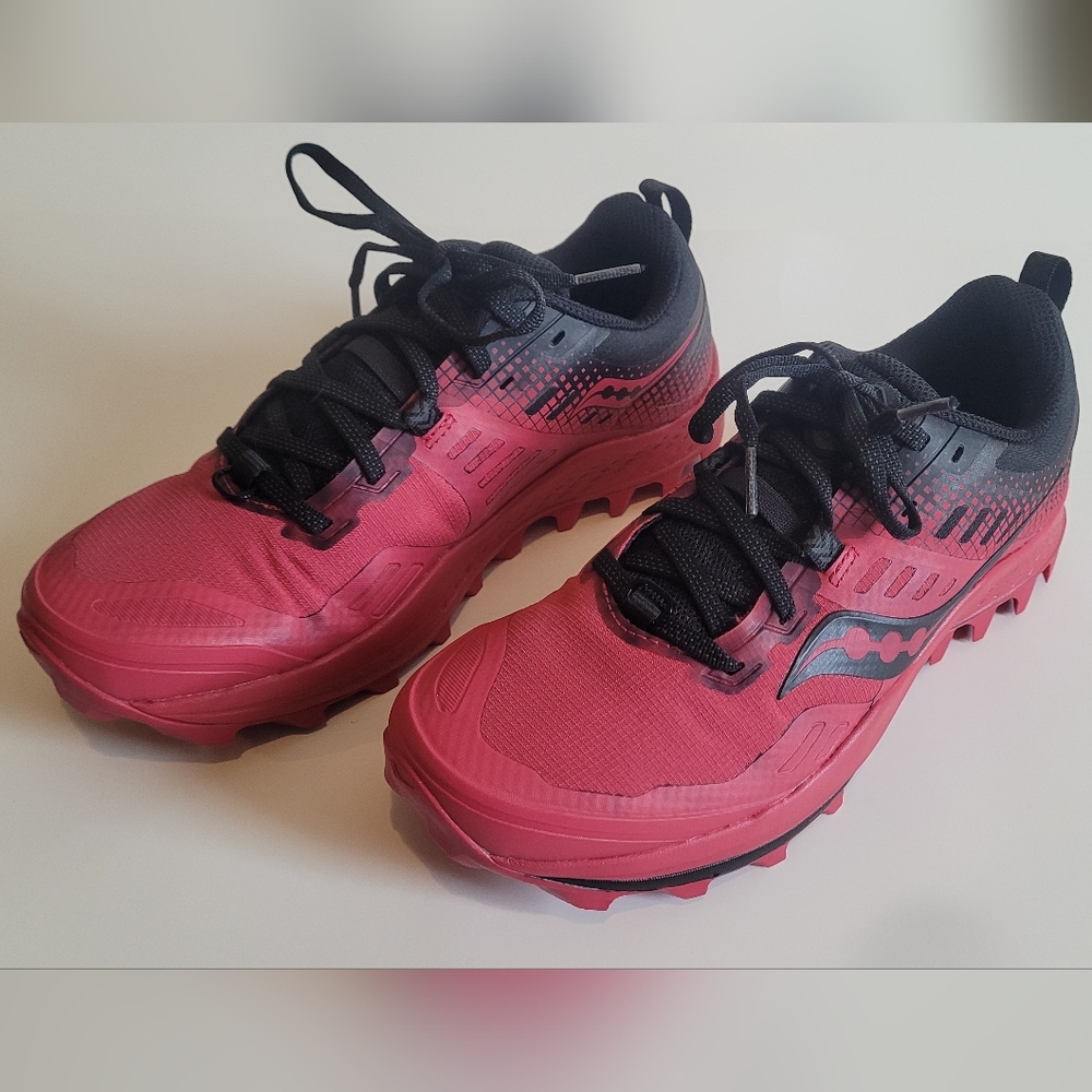 NWOB Saucony Women's Trail Hiker Size 8